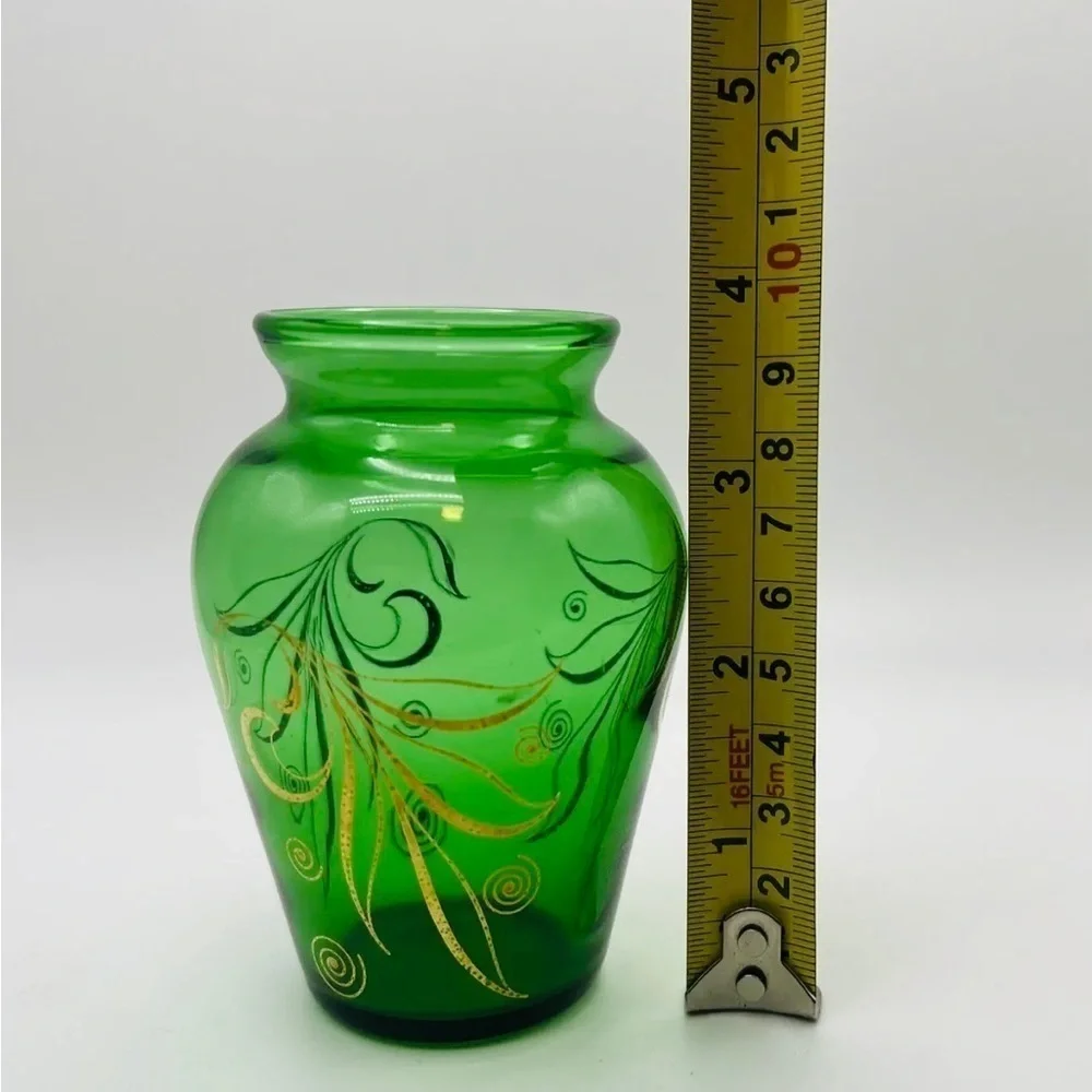 Vase glass green with gold swirled pattern